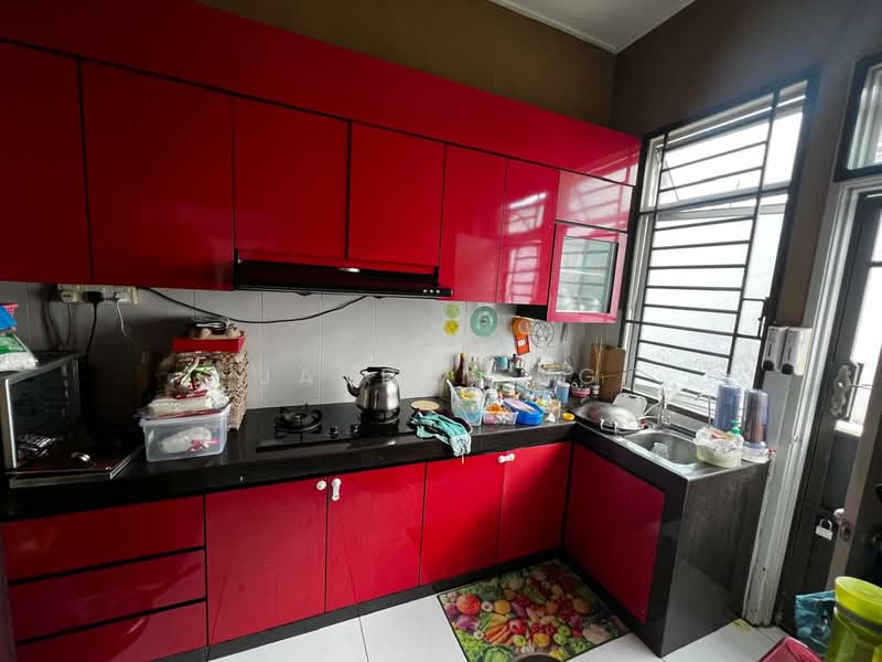 1-storey Terraced House for Sale in Taman Lagenda Putra (Kulai) - Jayden Ng - Kitchen - PropertyGuru.com.my