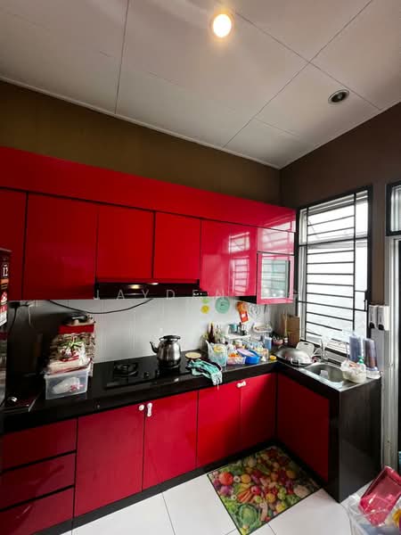 1-storey Terraced House for Sale in Taman Lagenda Putra (Kulai) - Jayden Ng - Kitchen - PropertyGuru.com.my