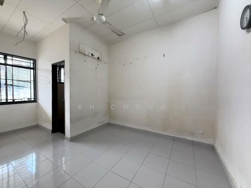 Rumah Teres untuk Dijual di Bandar Putera 2 (Klang) - KH Chong - Interior - PropertyGuru.com.my