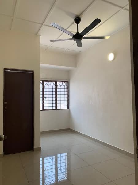Rumah Teres 2-Tingkat untuk Disewa di Taman Serdang Raya (Seri Kembangan) - KEN TAN - PropertyGuru.com.my