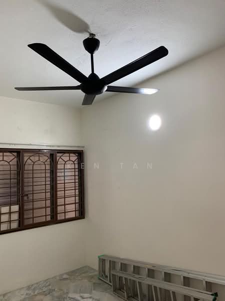 Rumah Teres 2-Tingkat untuk Disewa di Taman Serdang Raya (Seri Kembangan) - KEN TAN - PropertyGuru.com.my