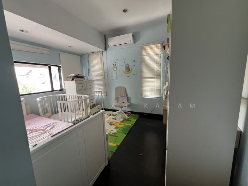 Semi-Detached House for Sale in Damansara Heights (Kuala Lumpur) - Khatijah Kalam - Bedroom - PropertyGuru.com.my