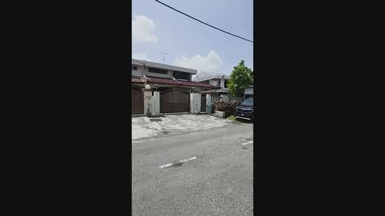 Rumah Berkembar untuk Disewa di Taman Kolam Air (Johor Bahru) - Justin Wong - PropertyGuru.com.my