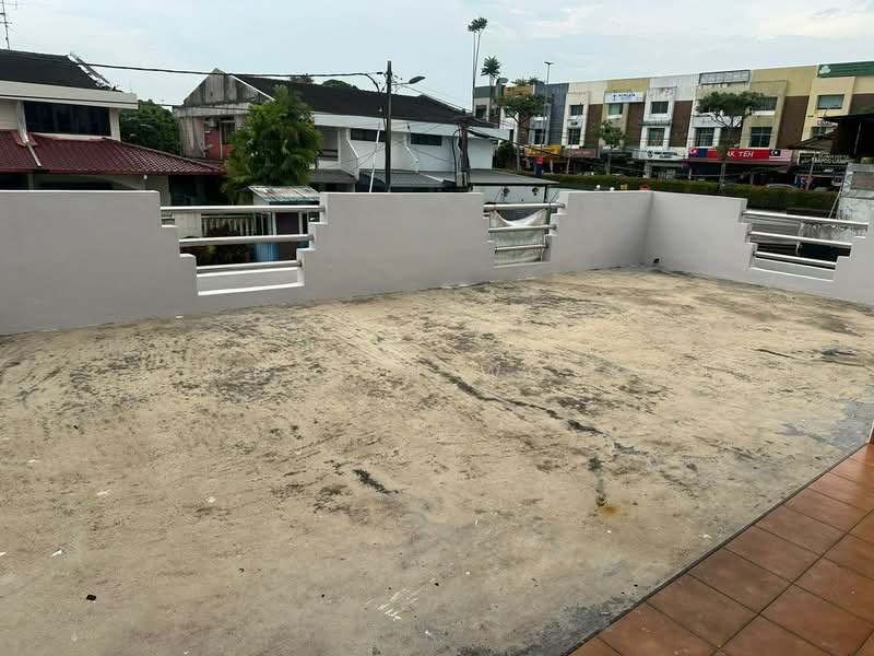Rumah Berkembar untuk Disewa di Taman Kolam Air (Johor Bahru) - Justin Wong - Exterior - PropertyGuru.com.my