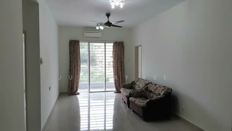 Kondominium untuk Dijual di Green Terrain (Prima Villa) - Juneway Lee - Living Room - PropertyGuru.com.my