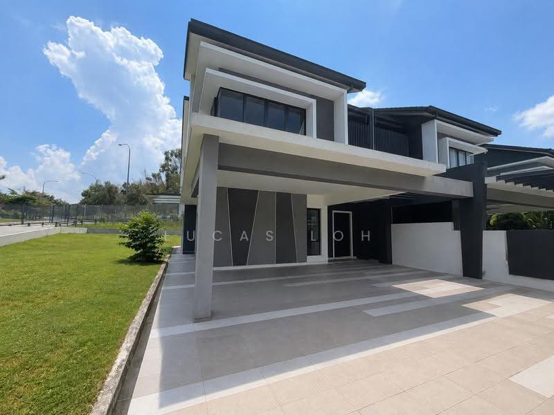 Semi-Detached House for Sale in Sungai Buloh (Selangor) - Lucas Loh - Exterior - PropertyGuru.com.my