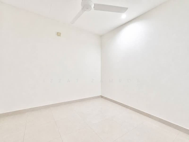 Rumah Teres 2-Tingkat untuk Dijual di Kampung Tasik Tambahan (Ampang) - Izzat Zamros - PropertyGuru.com.my