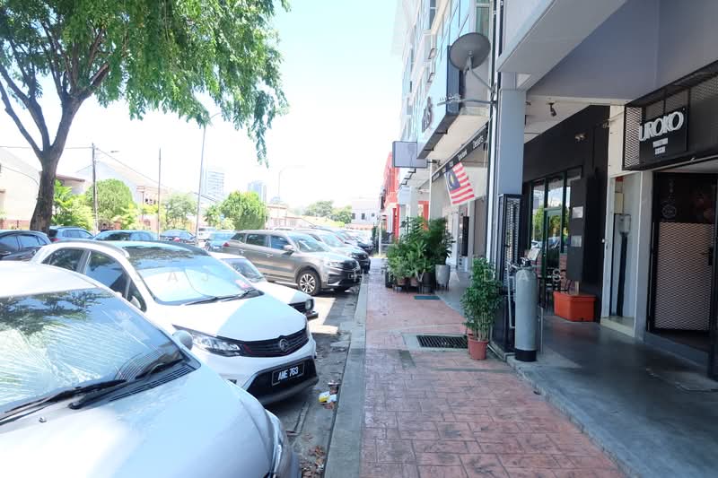 Retail Space for Rent in Petaling Jaya (Selangor) - Sajiv Shivadas - Exterior - PropertyGuru.com.my
