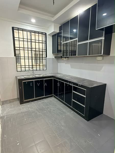 Apartment for Sale at Sri Awana Townhouse - Eva Siow - Kitchen - PropertyGuru.com.my
