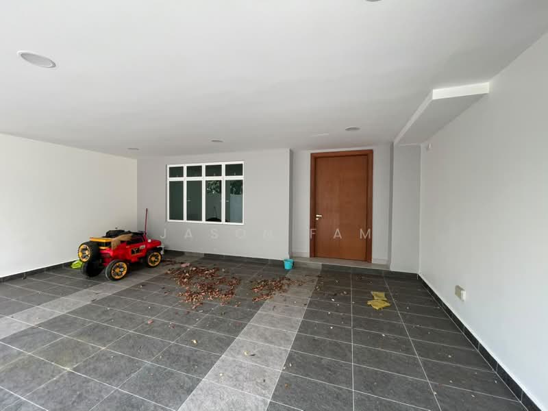 Rumah Teres 2-Tingkat untuk Disewa di Johor Bahru (Johor) - Jason Fam - Entrance - PropertyGuru.com.my