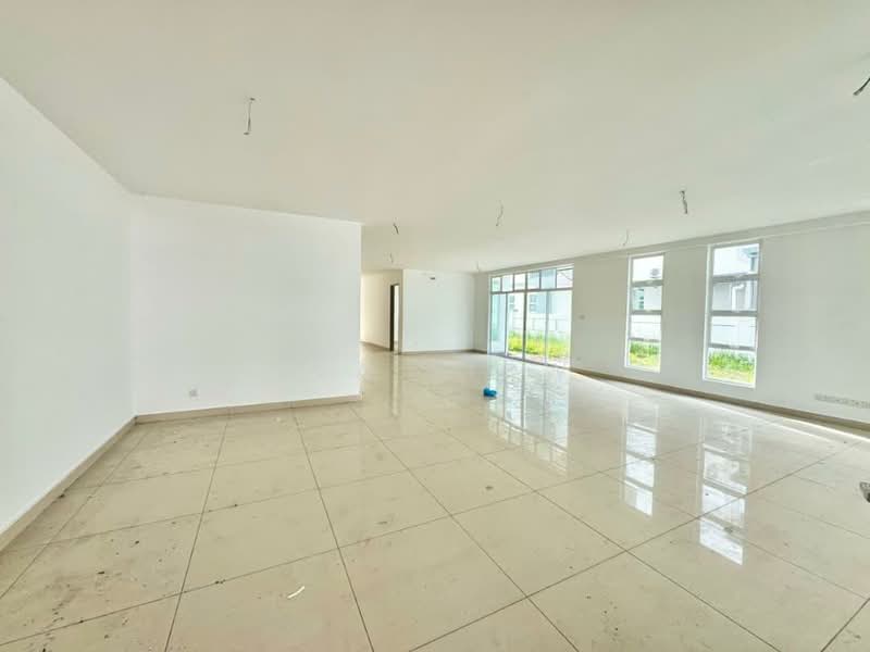 Semi-Detached House for Sale in Skudai (Johor) - Eva Siow - Living Room - PropertyGuru.com.my
