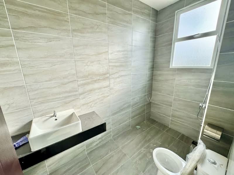 Semi-Detached House for Sale in Skudai (Johor) - Eva Siow - Bathroom - PropertyGuru.com.my