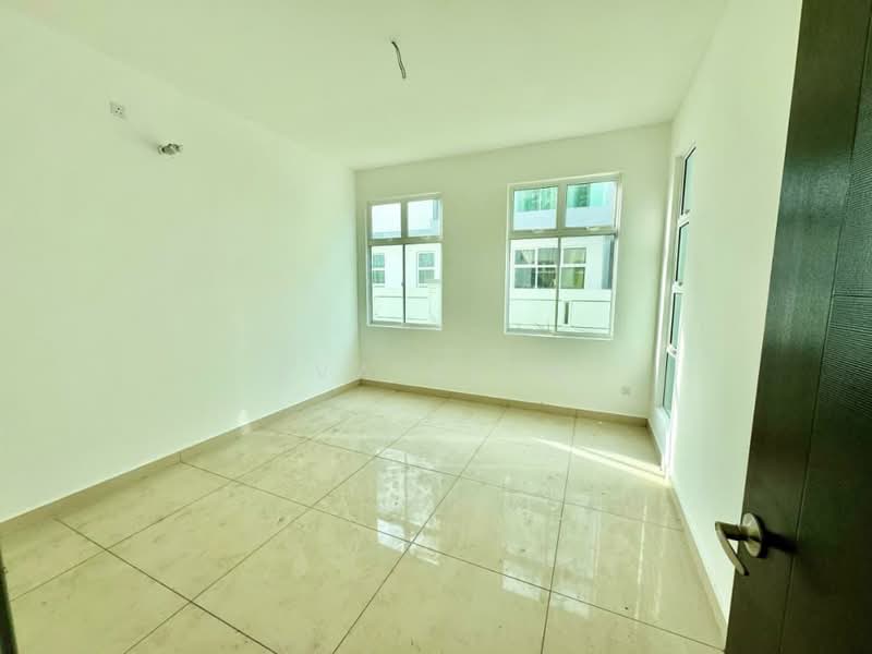 Semi-Detached House for Sale in Skudai (Johor) - Eva Siow - PropertyGuru.com.my