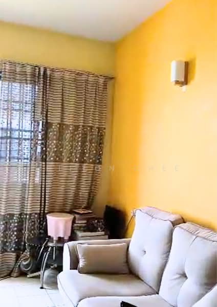 Pangsapuri untuk Dijual di Mutiara Heights - Clifton Chee - Living Room - PropertyGuru.com.my