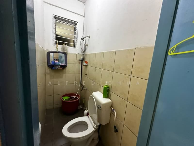 Rumah Teres 1-Tingkat untuk Dijual di Siburan (Kuching) - Alfred Chua - Bathroom - PropertyGuru.com.my