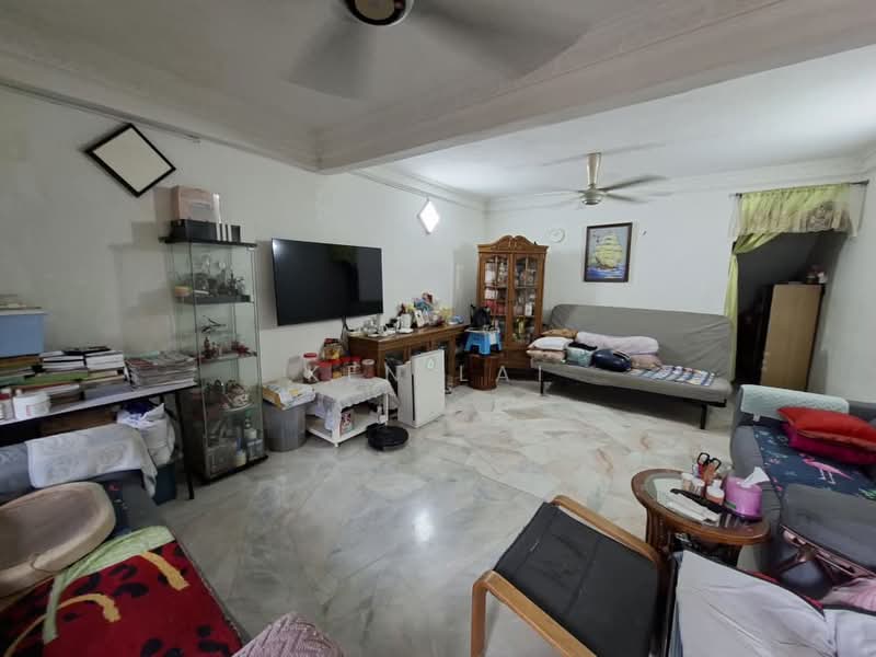 2-storey Terraced House for Sale in Taman Beringin (Jinjang) - Ken Lai - Living Room - PropertyGuru.com.my
