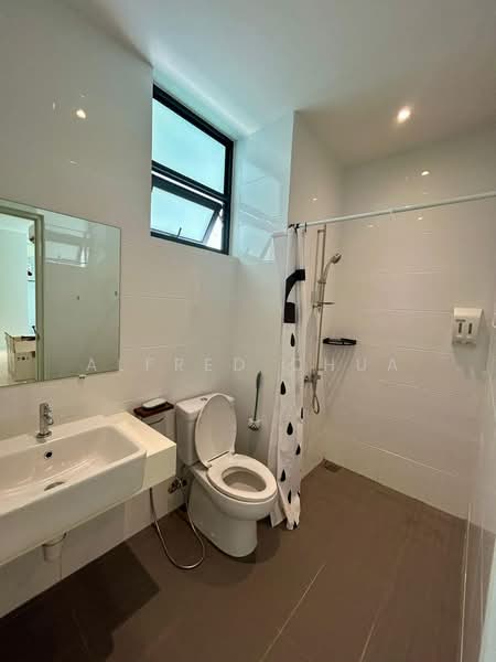 Condominium for Sale at Royal Richmond Gold - Alfred Chua - Bathroom - PropertyGuru.com.my