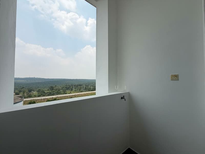 Service Residence for Rent at THE SENAI GARDEN (PANGSAPURI IMPIAN SENAI) - Lui Lui - View - PropertyGuru.com.my