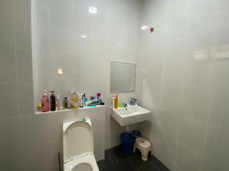 2-storey Terraced House for Sale in Skudai (Johor) - Eva Siow - Bathroom - PropertyGuru.com.my