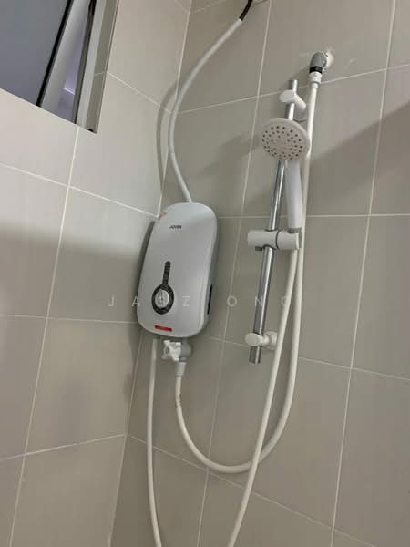 Pangsapuri untuk Dijual di Meridin Bayvue Serviced Apartment - Jasz Ong - PropertyGuru.com.my