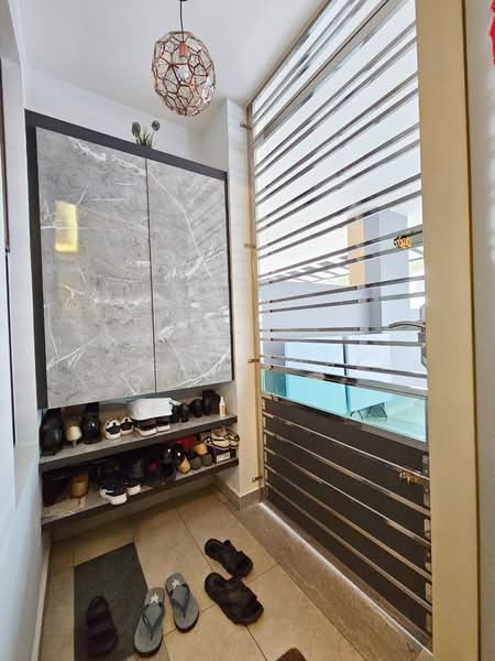 Rumah Teres 2-Tingkat untuk Dijual di Bandar Dato Onn (Tebrau) - Stella Chia - Entrance - PropertyGuru.com.my