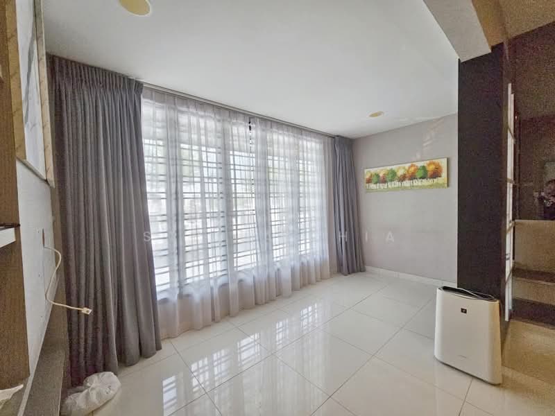 Rumah Teres 2-Tingkat untuk Dijual di Bandar Dato Onn (Tebrau) - Stella Chia - Living Room - PropertyGuru.com.my