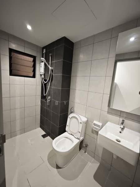 Kediaman Servis untuk Disewa di D'Vine - Abby Lim - Bathroom - PropertyGuru.com.my