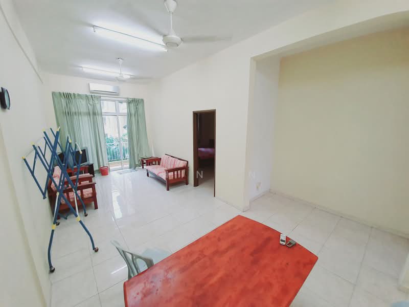 Apartment for Sale at Pangsapuri Bukit Beruang Bestari (University View) - CHIN FN - Living Room - PropertyGuru.com.my