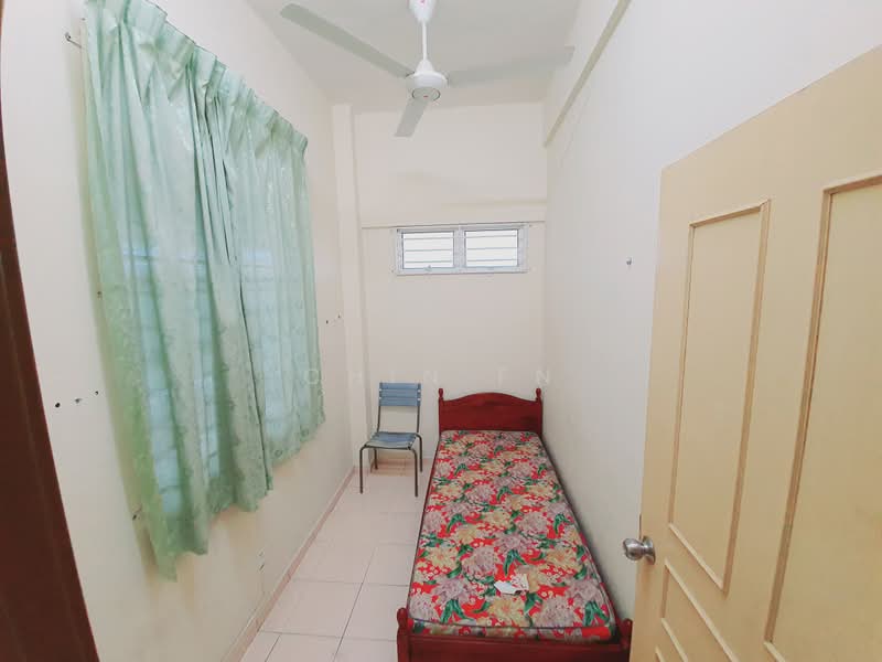 Apartment for Sale at Pangsapuri Bukit Beruang Bestari (University View) - CHIN FN - Bedroom - PropertyGuru.com.my