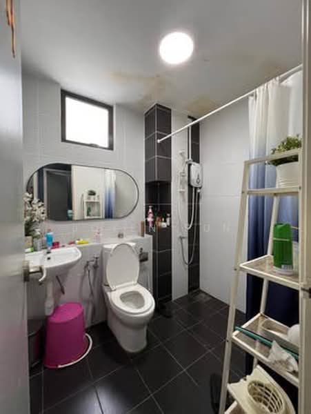 Apartment for Sale at Austin Regency (Pangsapuri Austin Perdana) - Joyen Pun - Bathroom - PropertyGuru.com.my