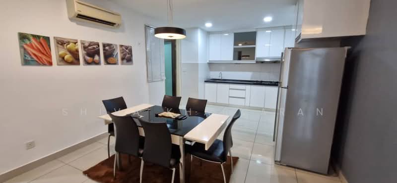 Kediaman Servis untuk Disewa di Setia SKY Residences - Shiva Kharvaran - Dining Room - PropertyGuru.com.my