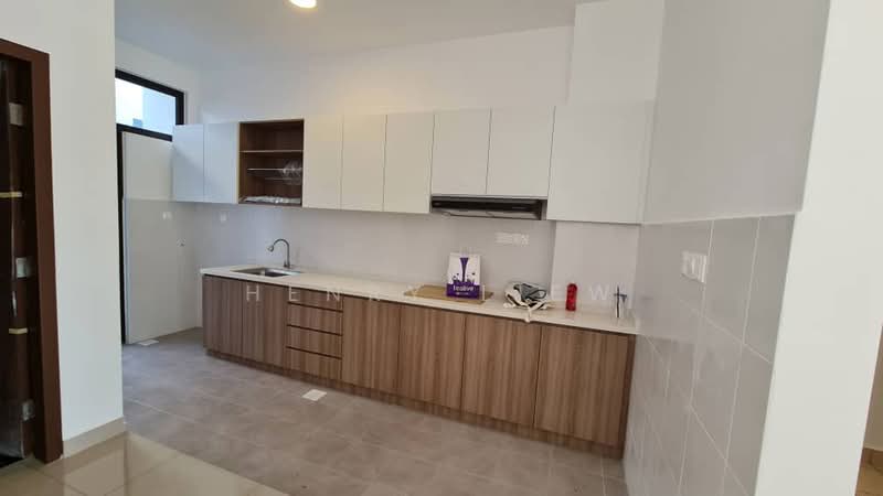 2-storey Terraced House for Sale in Setia Safiro (Cyberjaya) - Henry Liew - Kitchen - PropertyGuru.com.my