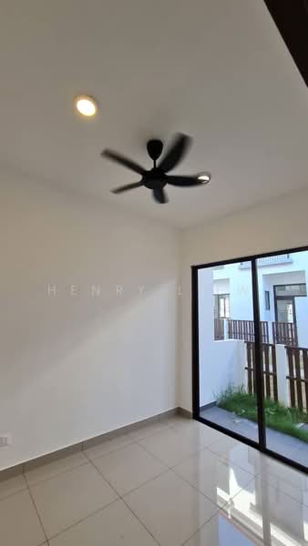2-storey Terraced House for Sale in Setia Safiro (Cyberjaya) - Henry Liew - Interior - PropertyGuru.com.my
