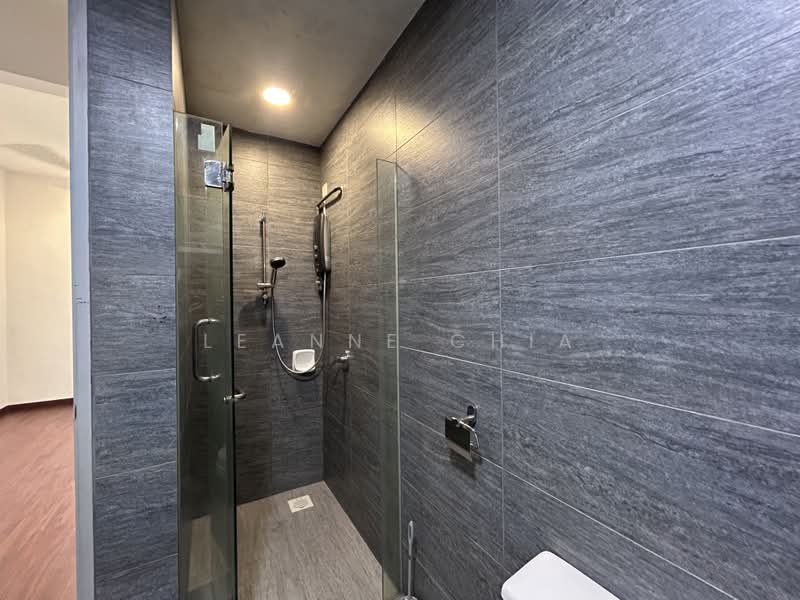 Service Residence for Sale at Gaya Resort Homes - Leanne Chia - Bathroom - PropertyGuru.com.my