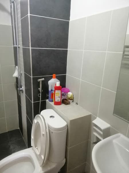 Kondominium untuk Disewa di Hillpark Residence - Chong . - Bathroom - PropertyGuru.com.my