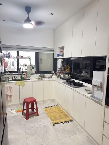 3-storey Terraced House for Sale in Selayang (Selangor) - Sky Lim - Kitchen - PropertyGuru.com.my