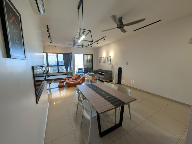Kondominium untuk Dijual di The Rainz - Ronald Loh - Living Room - PropertyGuru.com.my