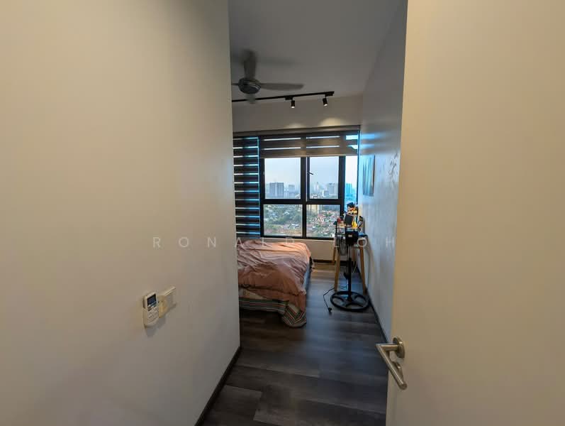 Kondominium untuk Dijual di The Rainz - Ronald Loh - Bedroom - PropertyGuru.com.my