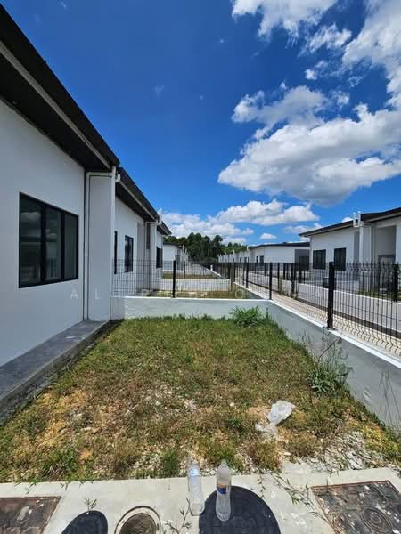 Rumah Teres 1-Tingkat untuk Dijual di Kuching (Sarawak) - Alfred Chua - Exterior - PropertyGuru.com.my