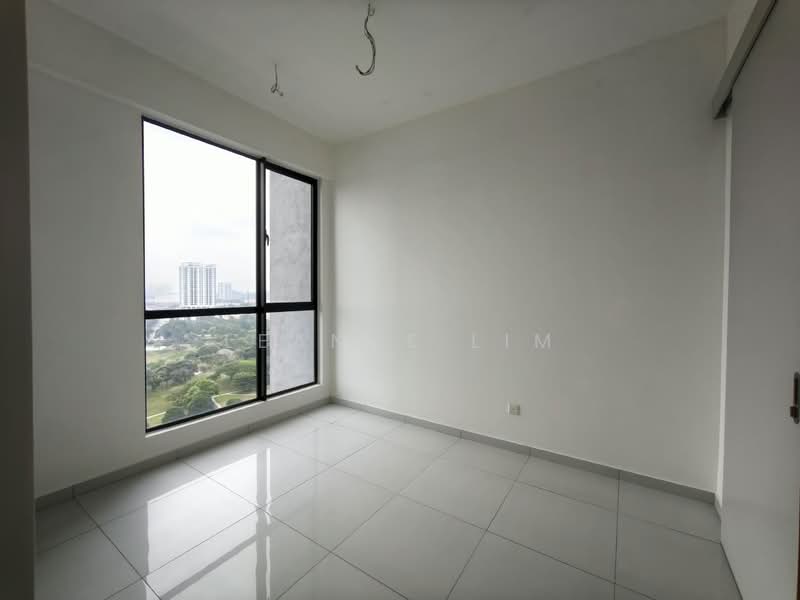 Kediaman Servis untuk Dijual di Sky Trees - Leanne Lim - PropertyGuru.com.my