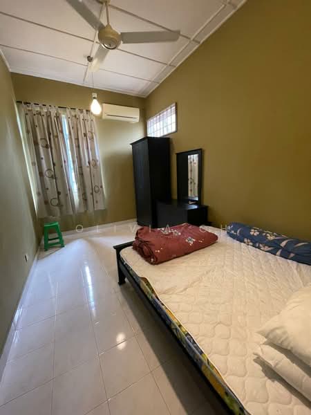 Bungalow House for Sale in Taman Rasah Kemayan (Rasah) - OLIVIA OH - Bedroom - PropertyGuru.com.my