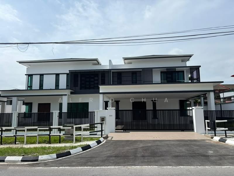 Rumah Berkembar untuk Dijual di Green Heights (Kuching) - Alfred Chua - Exterior - PropertyGuru.com.my
