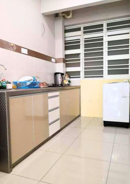 Kondominium untuk Dijual di The Peak Residences - Clifton Chee - Kitchen - PropertyGuru.com.my