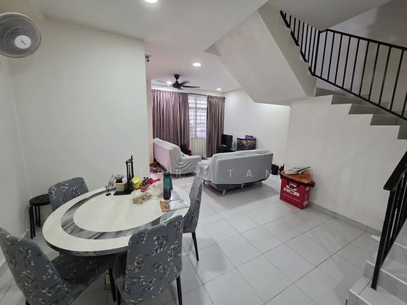 Rumah Teres 2.5-Tingkat untuk Dijual di Taman Pulai Mutiara (Iskandar Puteri (Nusajaya)) - Terry Tan - Living Room - PropertyGuru.com.my