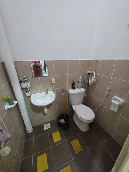Rumah Teres 2.5-Tingkat untuk Dijual di Taman Pulai Mutiara (Iskandar Puteri (Nusajaya)) - Terry Tan - Bathroom - PropertyGuru.com.my