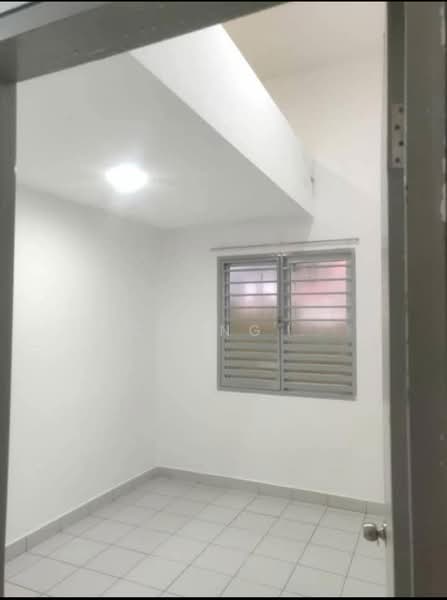 Apartment for Rent at Gapura Bayu - Chong . - Interior - PropertyGuru.com.my