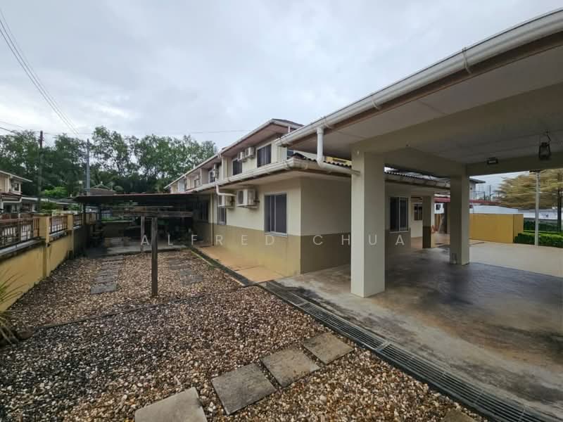 2-storey Terraced House for Sale in Tabuan Desa (Kuching) - Alfred Chua - Exterior - PropertyGuru.com.my
