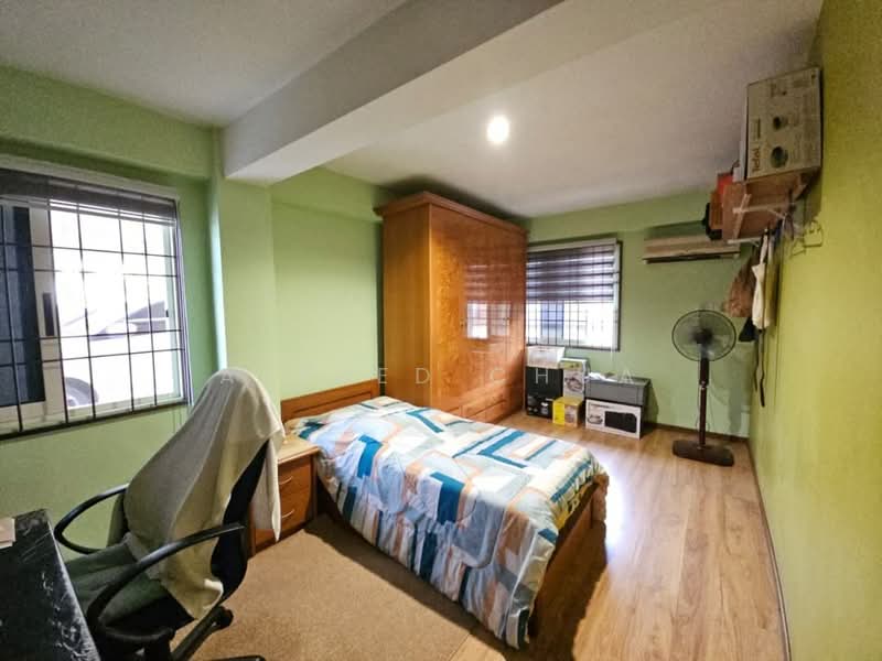 2-storey Terraced House for Sale in Tabuan Desa (Kuching) - Alfred Chua - Bedroom - PropertyGuru.com.my