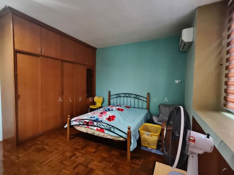 2-storey Terraced House for Sale in Tabuan Desa (Kuching) - Alfred Chua - Bedroom - PropertyGuru.com.my