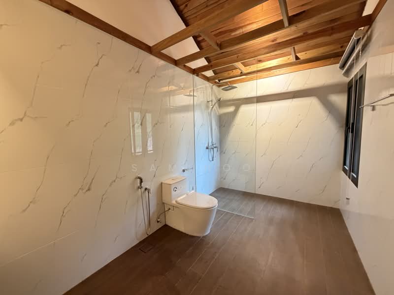 Bungalow House untuk Disewa di Bukit Tunku (Kenny Hills) (Kuala Lumpur) - Sam Hoo - Bathroom - PropertyGuru.com.my